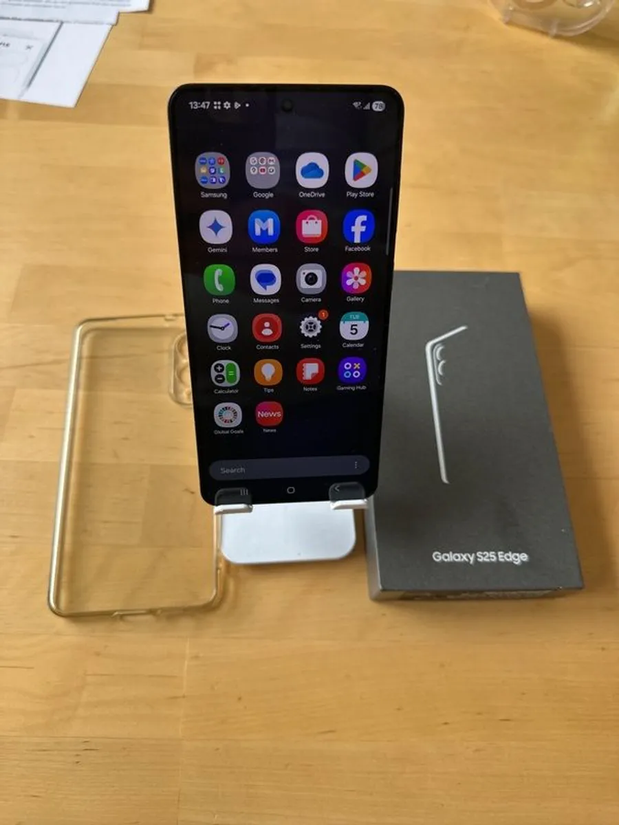 samsung s25 256gb Edge Unlocked - Image 1