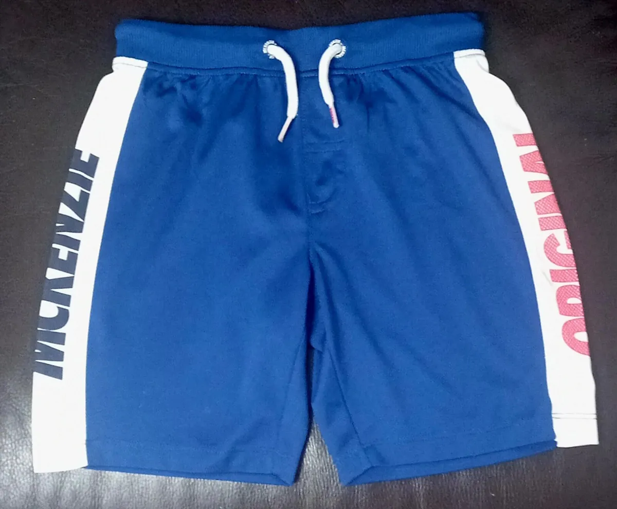 Canterbury T-shirt and Shorts 8-10 - Image 3