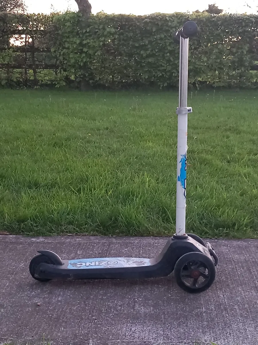 Scooter - Image 2