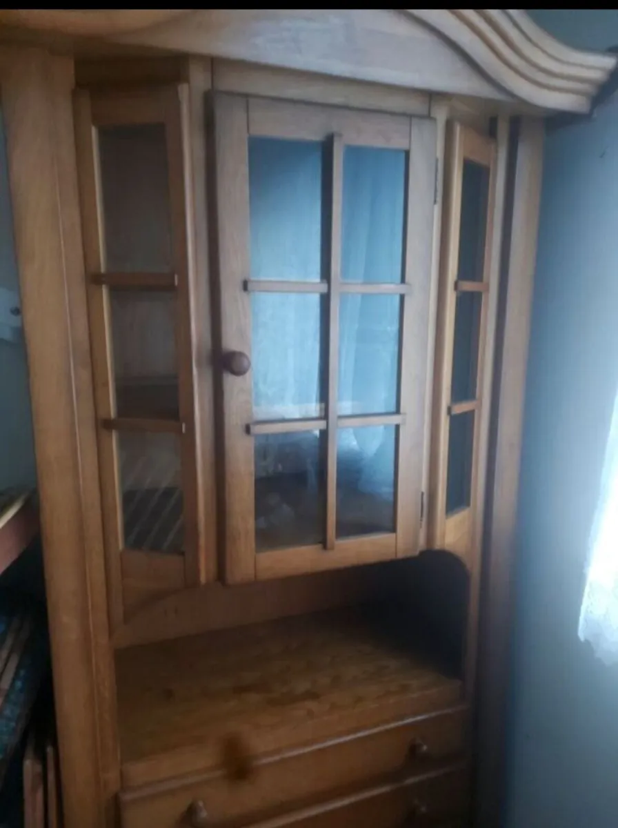 Wooden cabinet - Image 2
