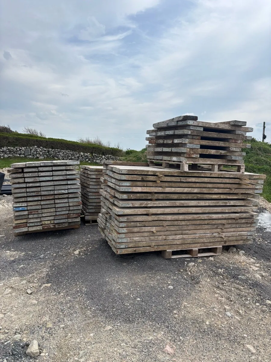 Scaffolding for sale - Image 3
