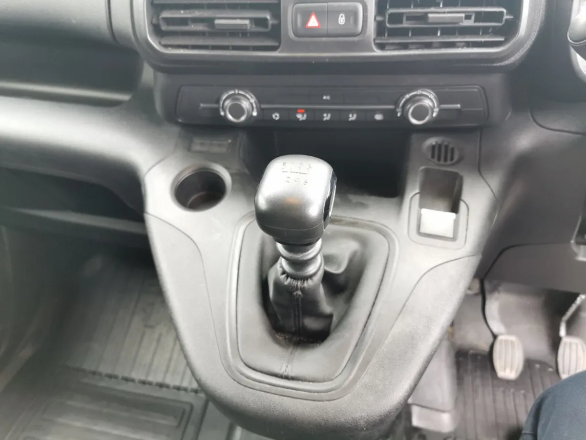 Toyota Proace City 1.5 D GX LWB 4DR - Image 3