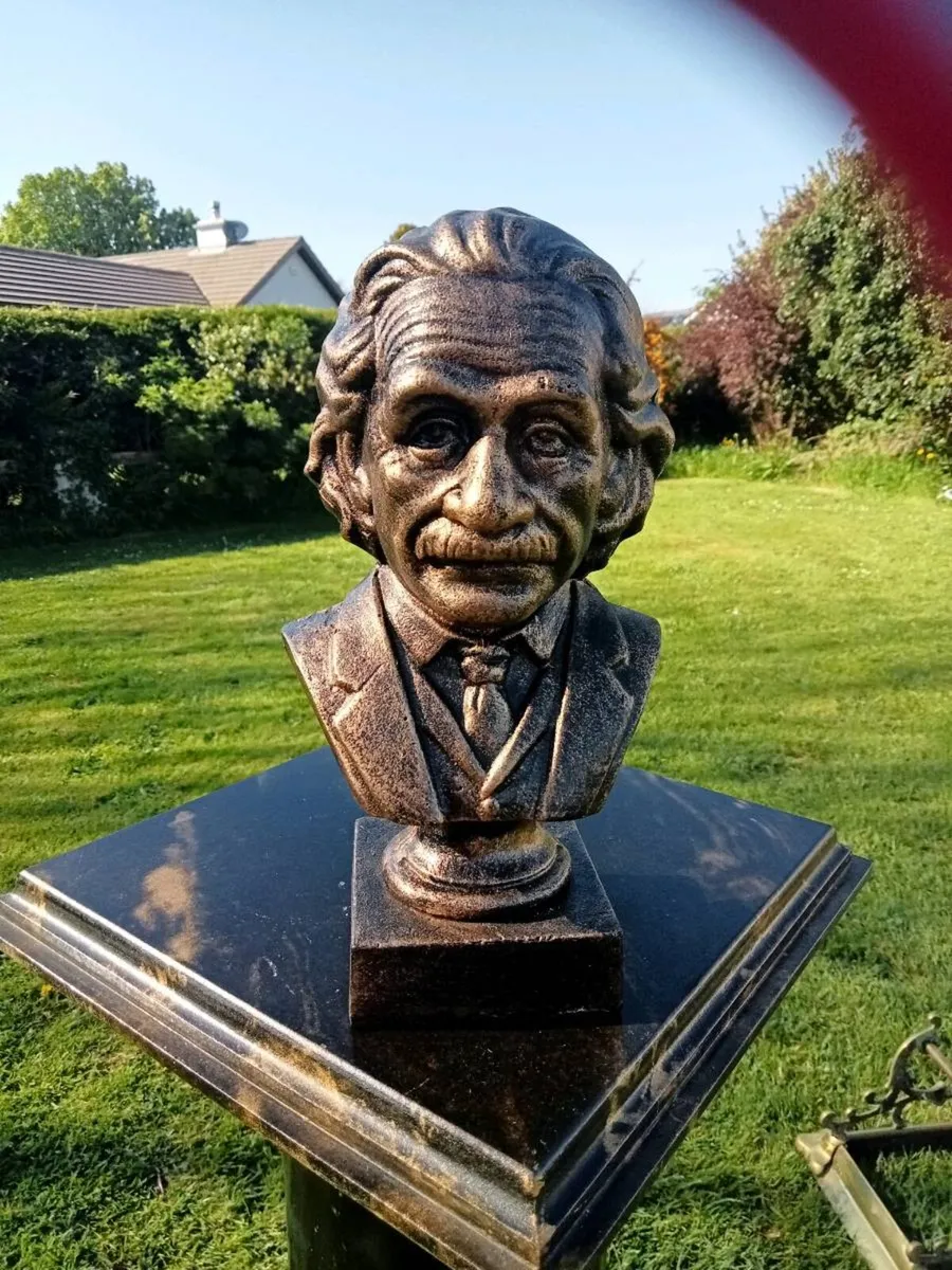 Einstein bust postage available - Image 4