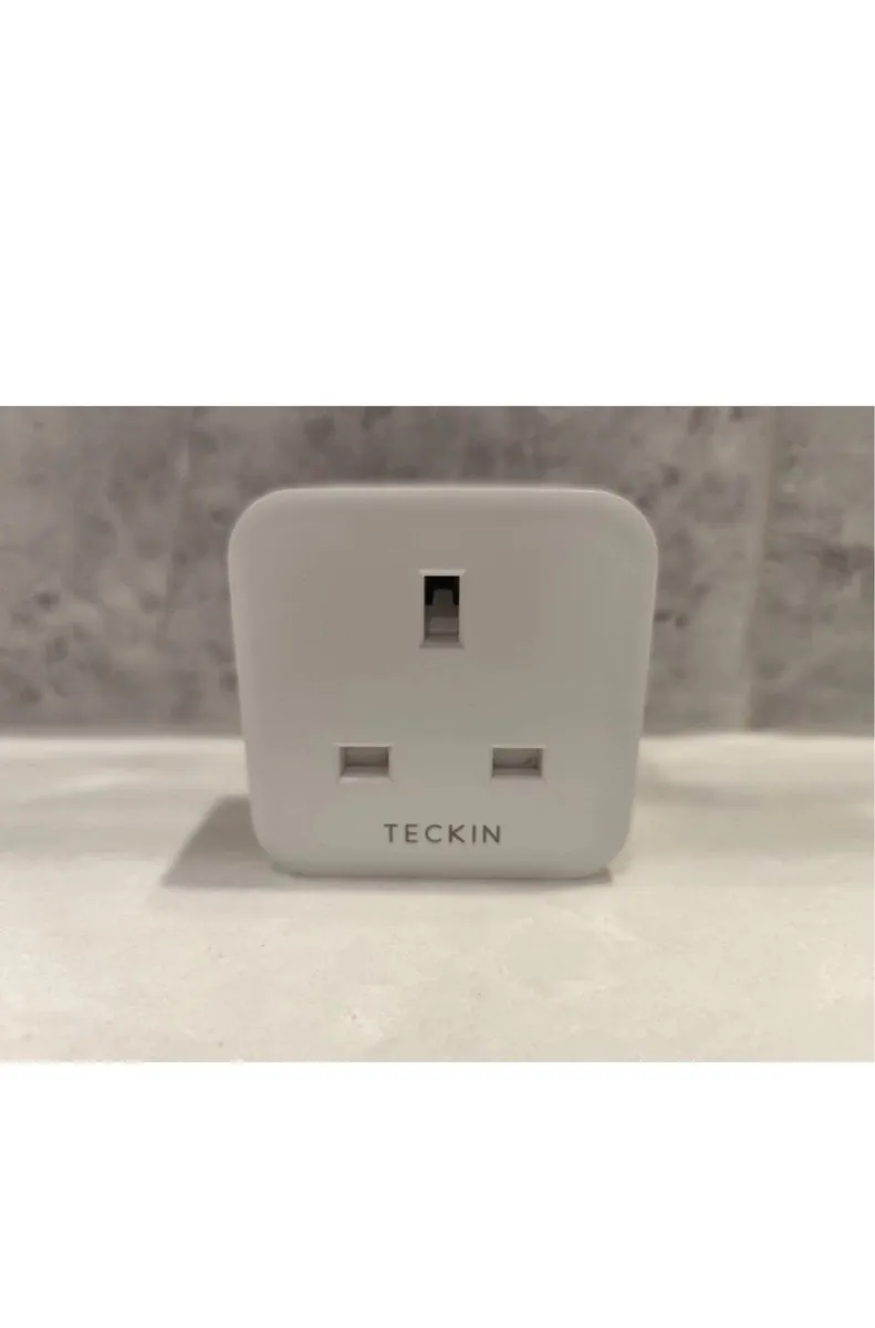 Smart plugs - Image 1
