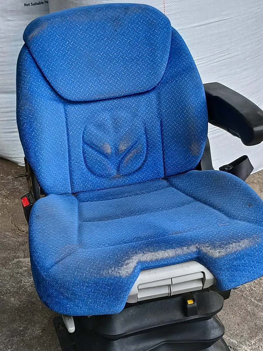 New Holland Seat (Grammer) - Image 1