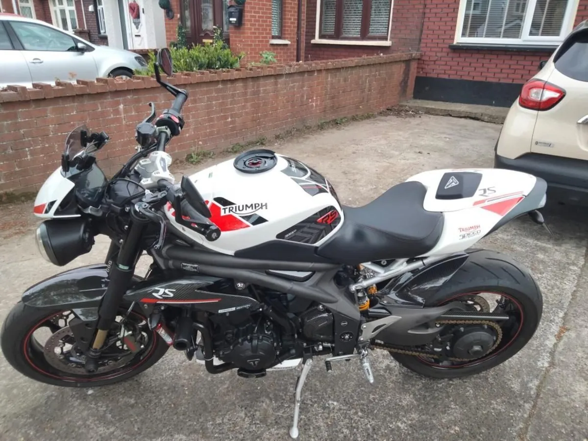 2019 triumph speed triple 1050rs - Image 1