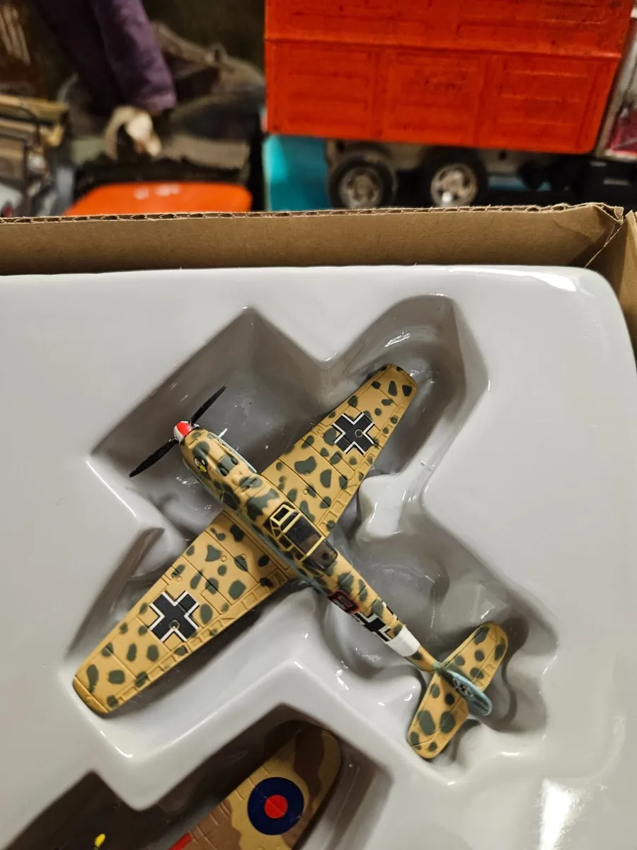 Corgi Fighting Vehicles - Image 3