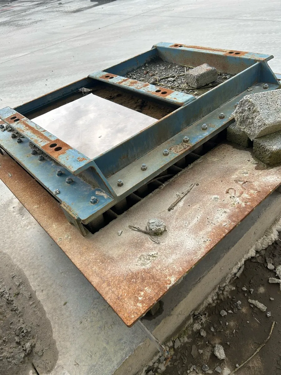 Concrete Block Moulds - Image 2