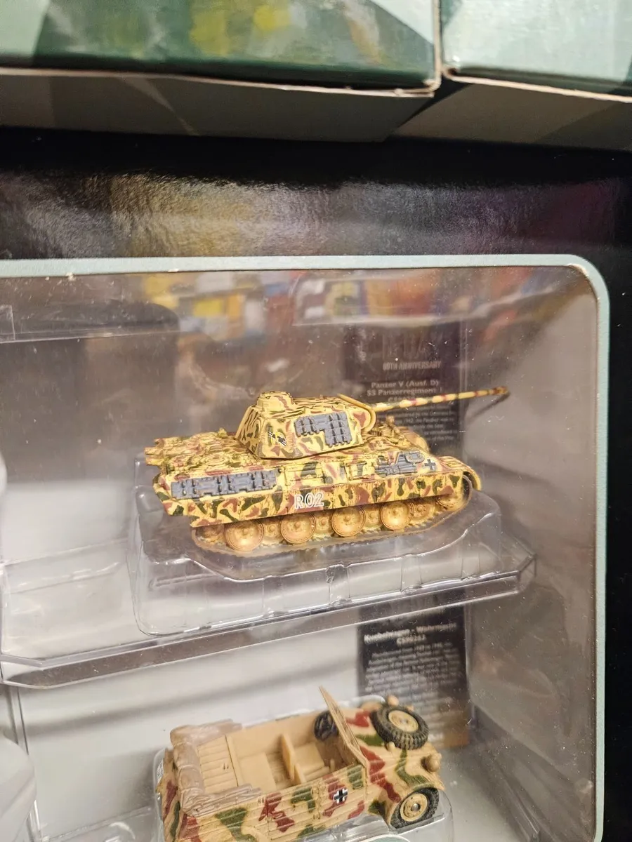 Corgi Fighting Vehicles Set - Image 3