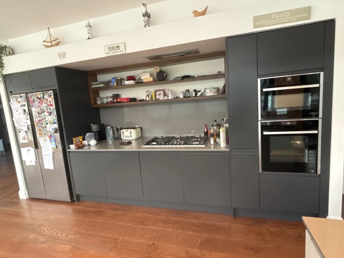 Kitchen coming out - Image 1