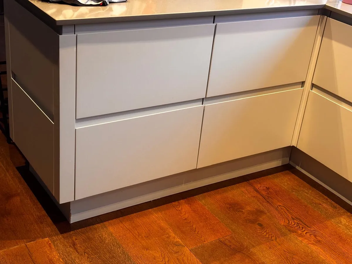 Kitchen coming out - Image 3