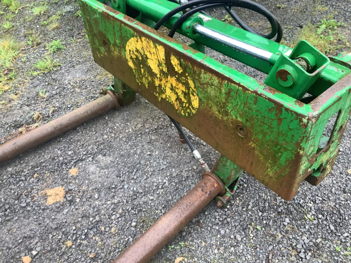 Used McHale hydraulic bale handler. - Image 4