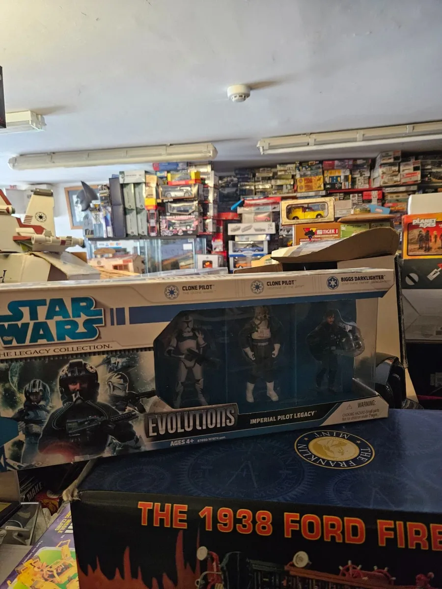 Star Wars Legacy Imperial Pilots Evolution - Image 1