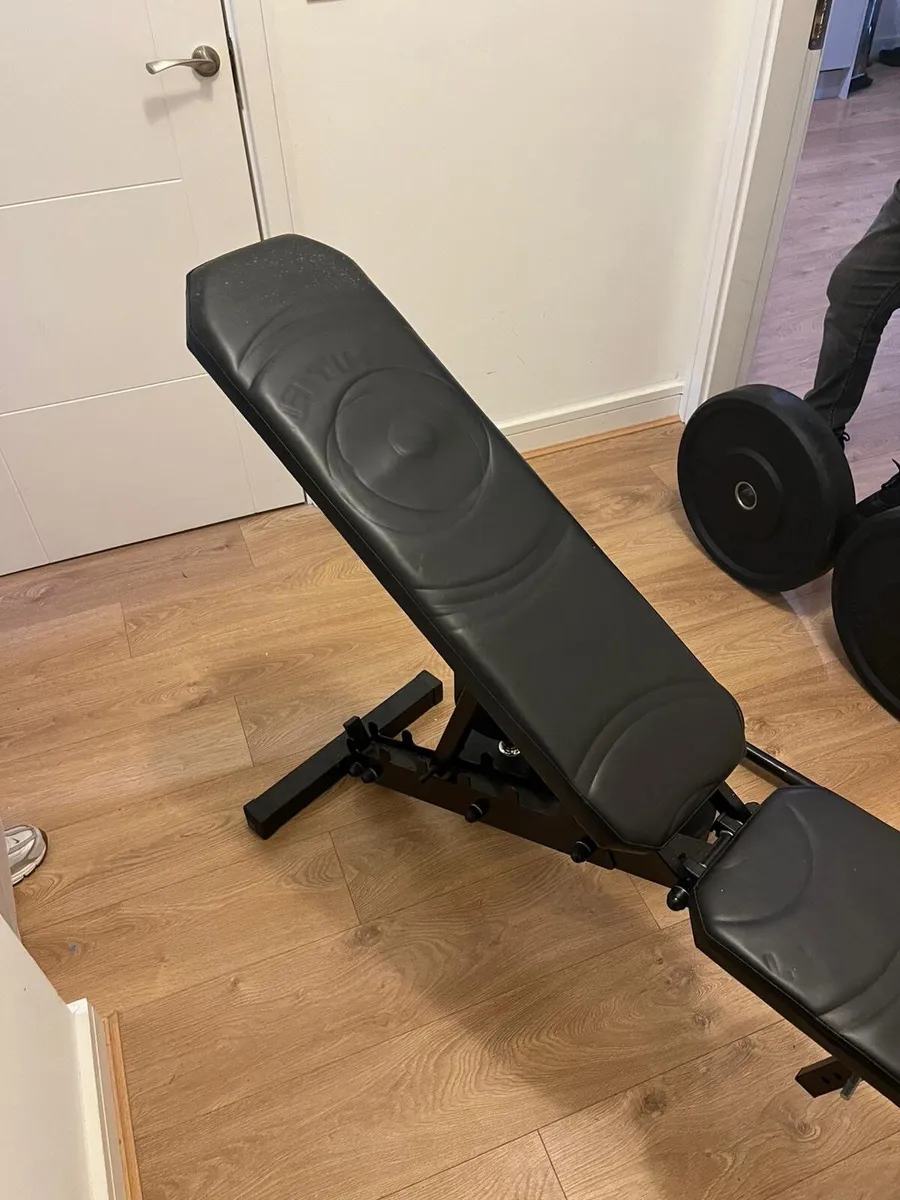 Adjustable Weight bench - Image 1