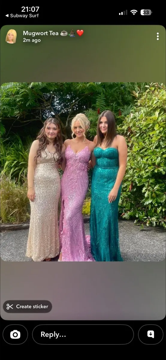 Green debs dress - Image 3