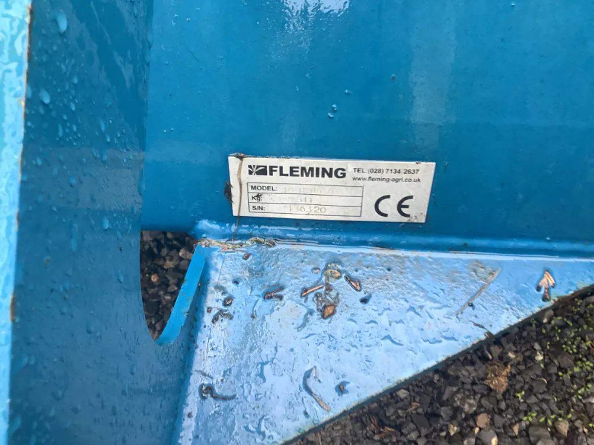 Used Fleming 6’6” hydraulic link box - Image 3