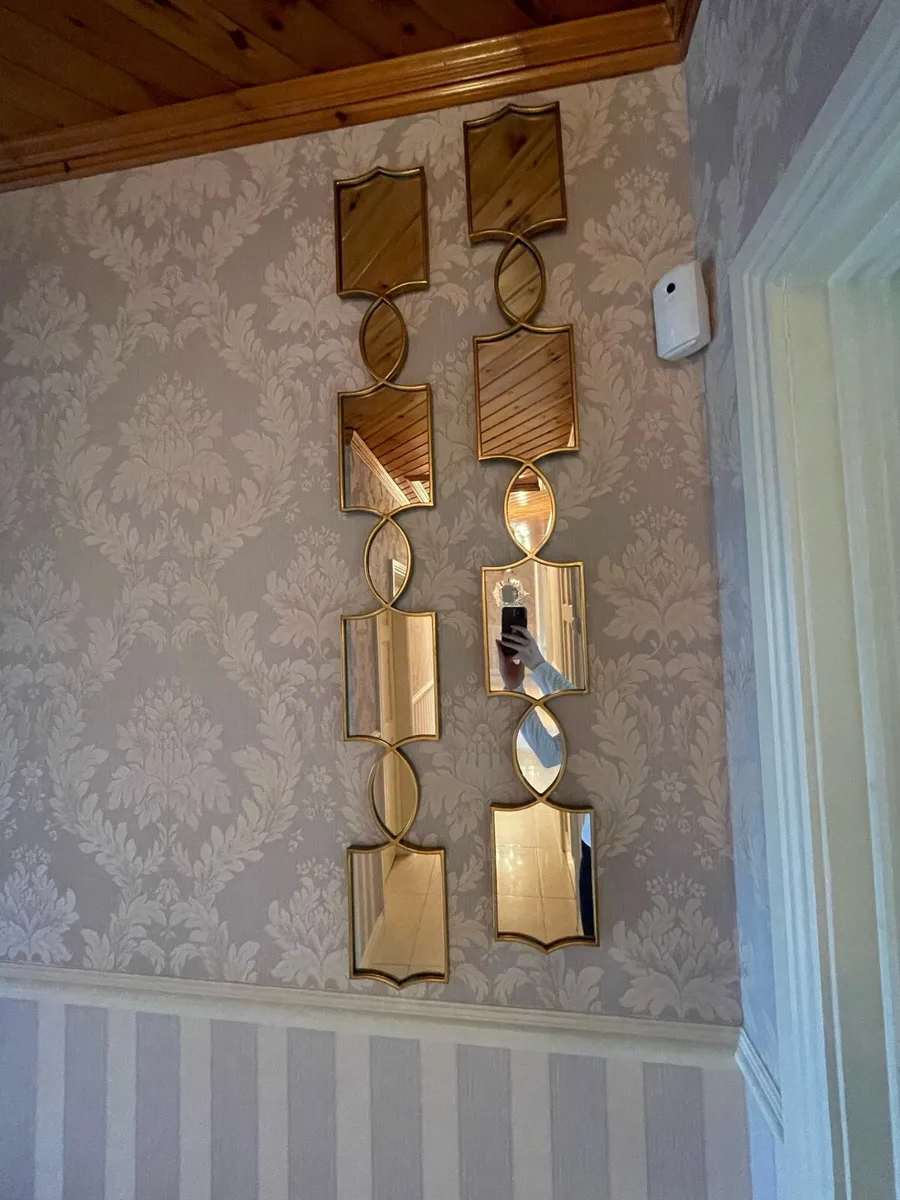 Mirror Set - Image 1