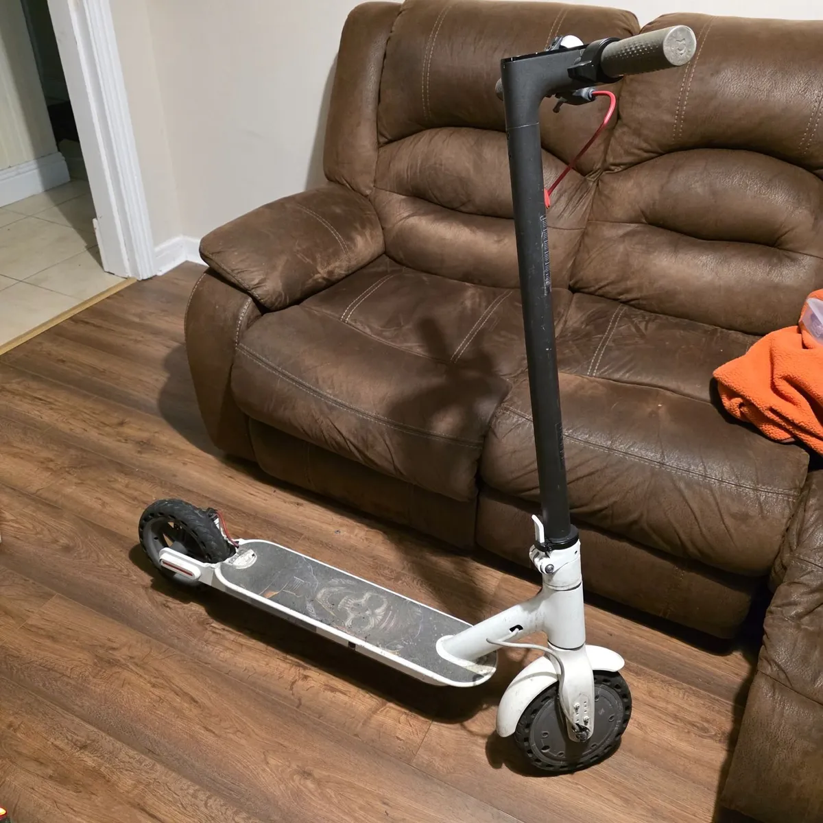 Escooter and bike - Image 4