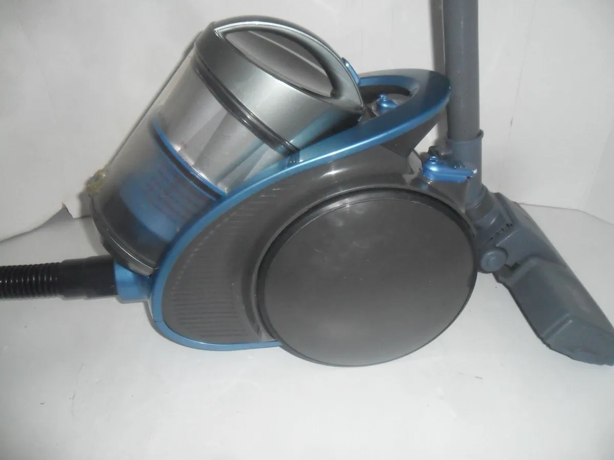 Tesco vacuum cleaner - Image 1