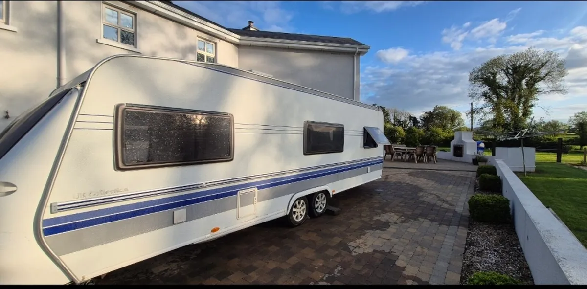 6 berth caravan - Image 2