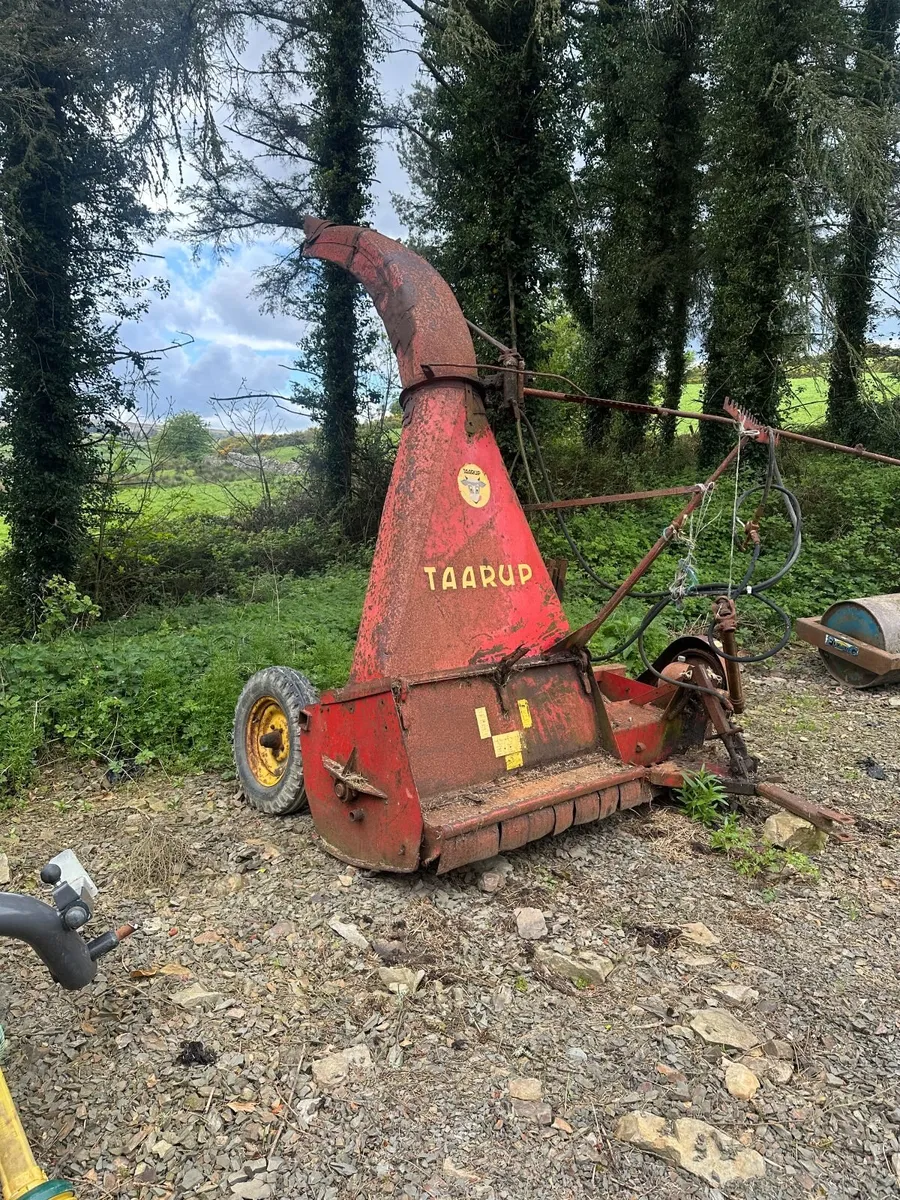 Taarup Harvester - Image 1