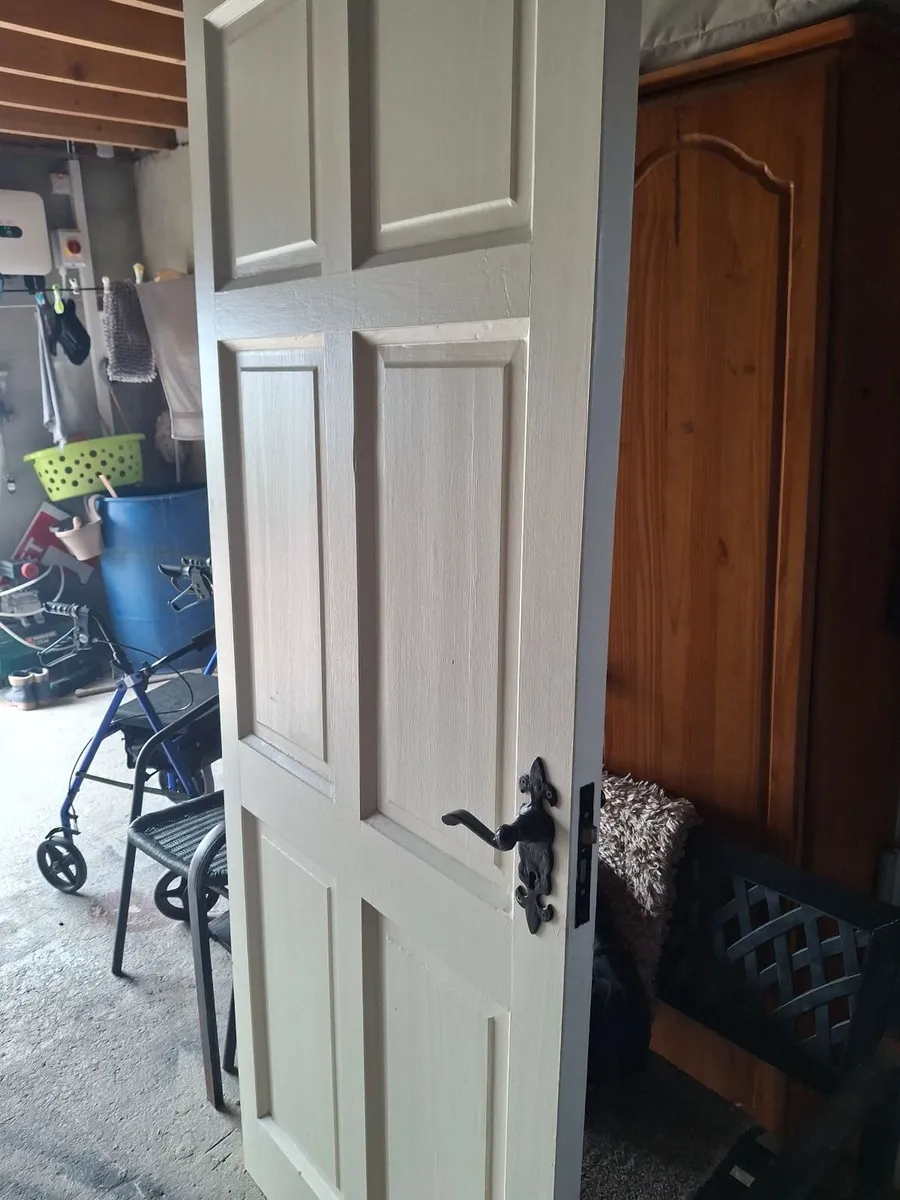 Room door - Image 2