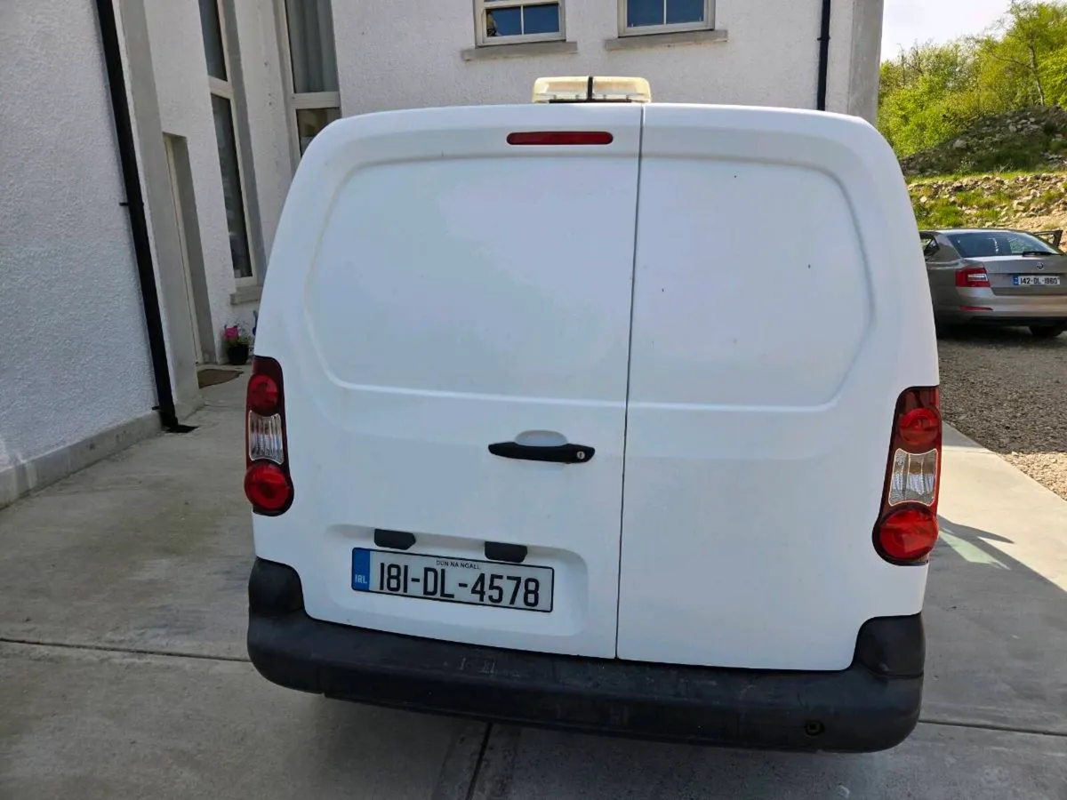 2018 Peugeot Partner 3 Seats only 81000 miles - Image 3