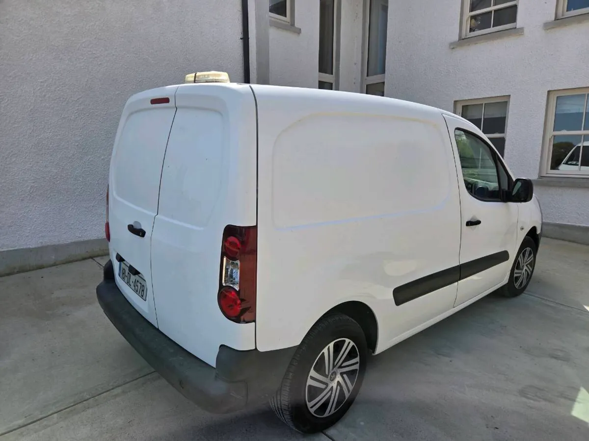 2018 Peugeot Partner 3 Seats only 81000 miles - Image 4