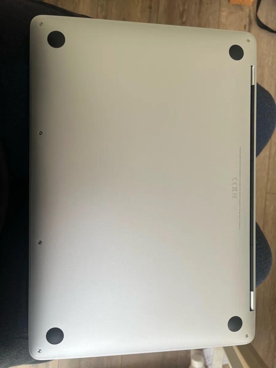 Macbook Pro 2019, 13.3 inch (128GB) - Image 2