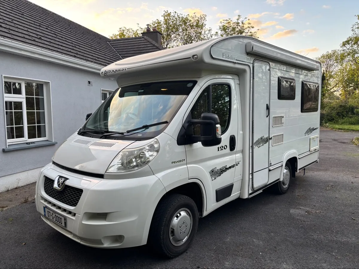 Camper - Image 2