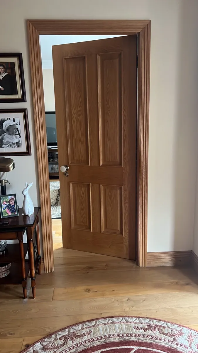 15 oak doors including handles and hinges - Image 2