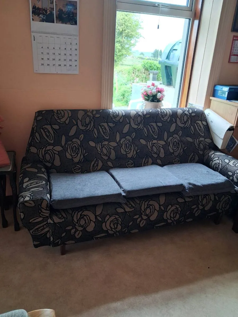 Couch - Free to go - Image 1
