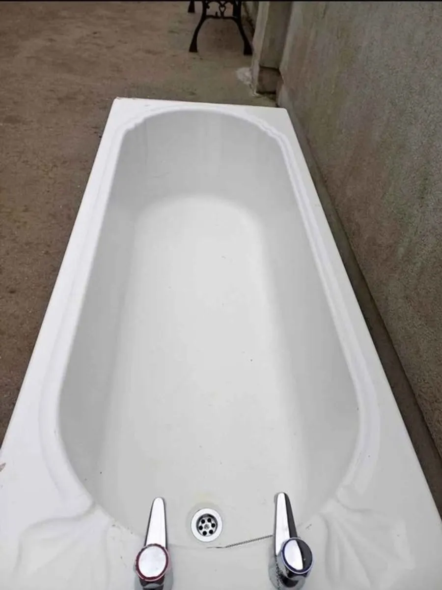 Bath - Image 3