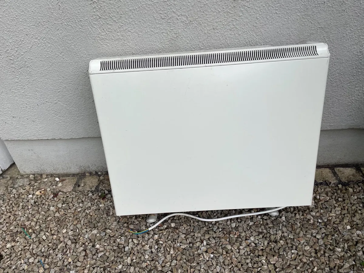 Storage heater - Image 1