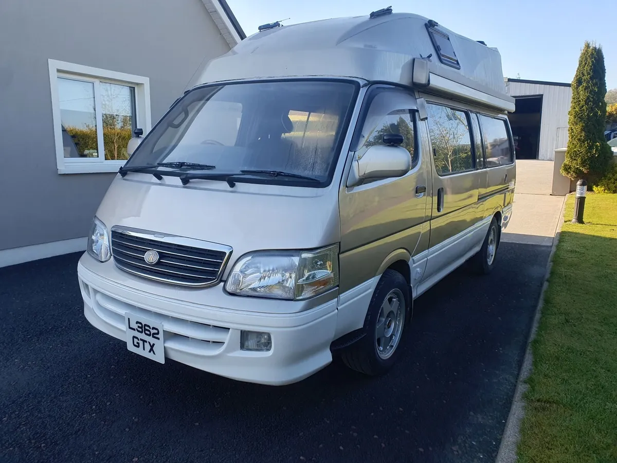 Toyota hiace motorhome - Image 2