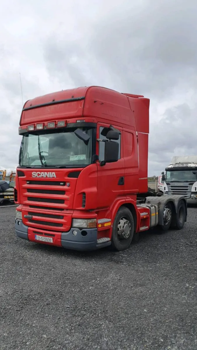 Scanias for sale for export - Image 4