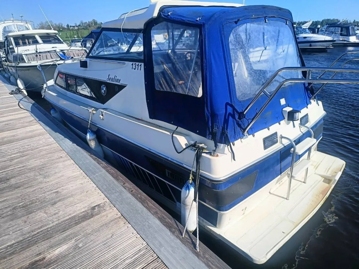 Sealine boat - Image 2