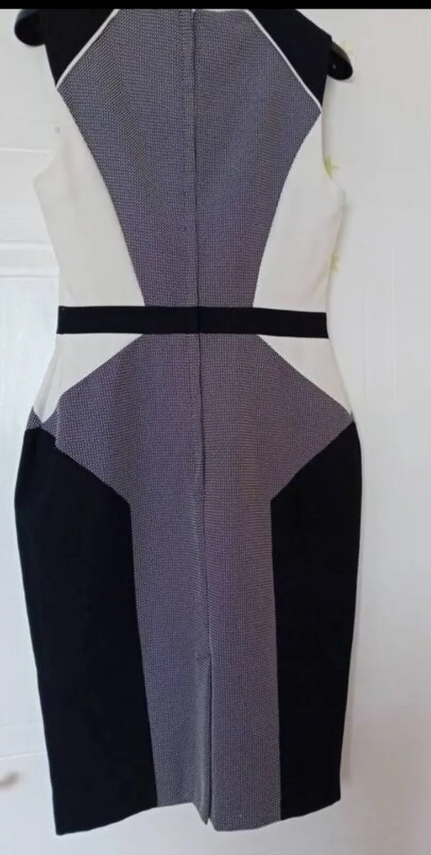Ladies Formal Dress UK8 - Image 2