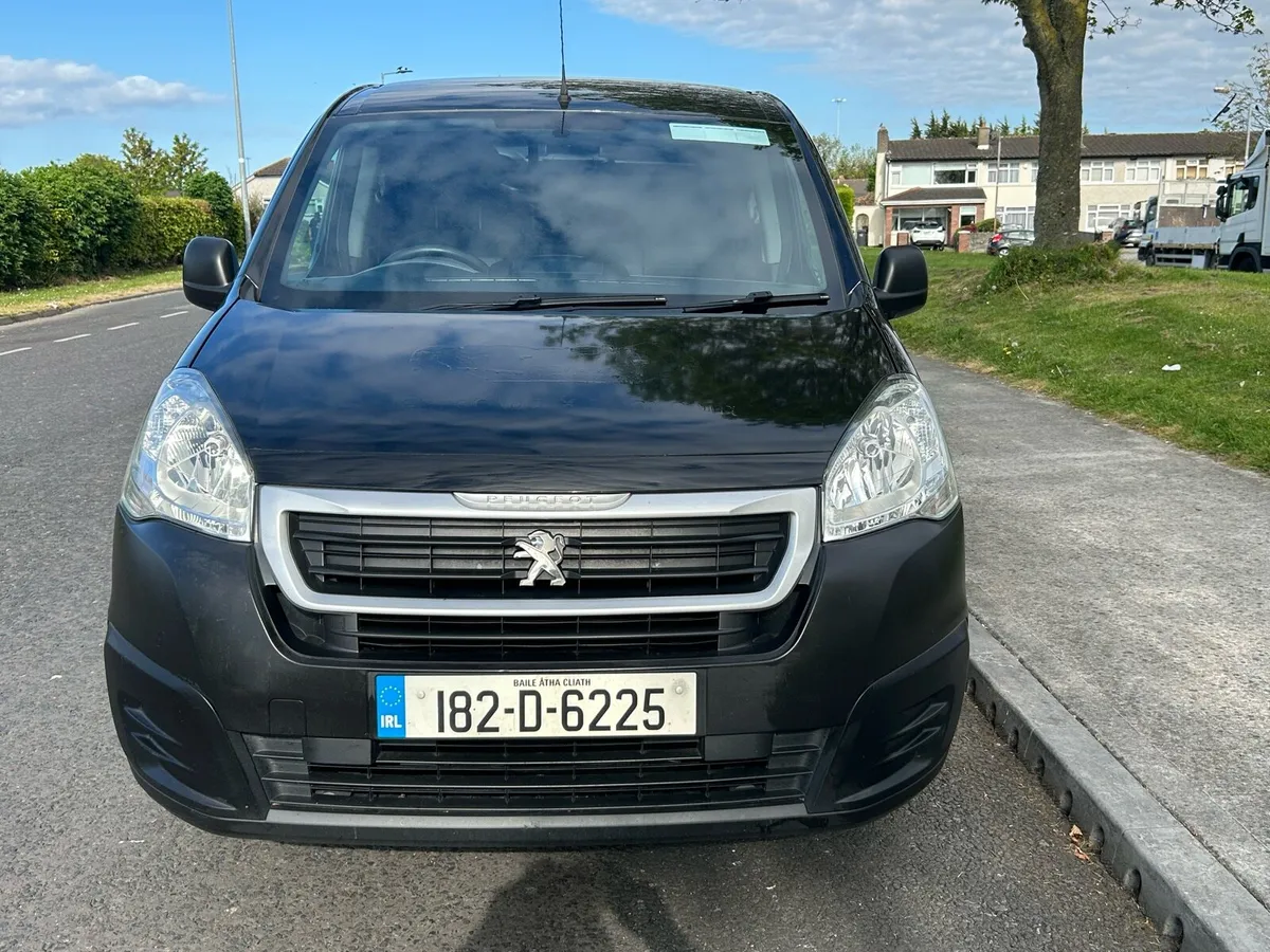 182 PUEGEOT PARTNER 3 SEATER 1.6 D DOE 10/26 TAX - Image 2