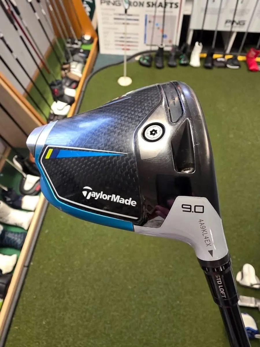 Taylormade Sim2 Max Driver - Image 2