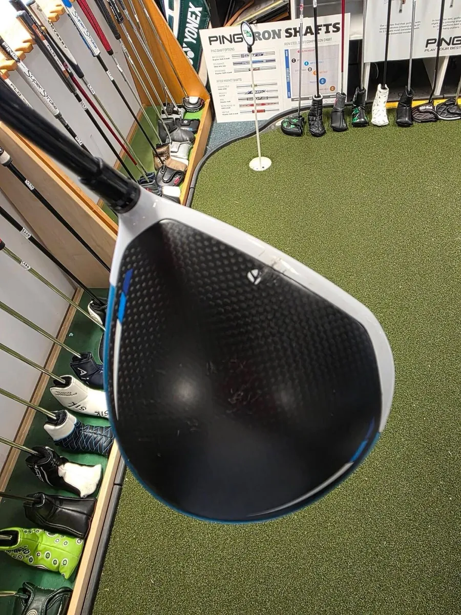 Taylormade Sim2 Max Driver - Image 3
