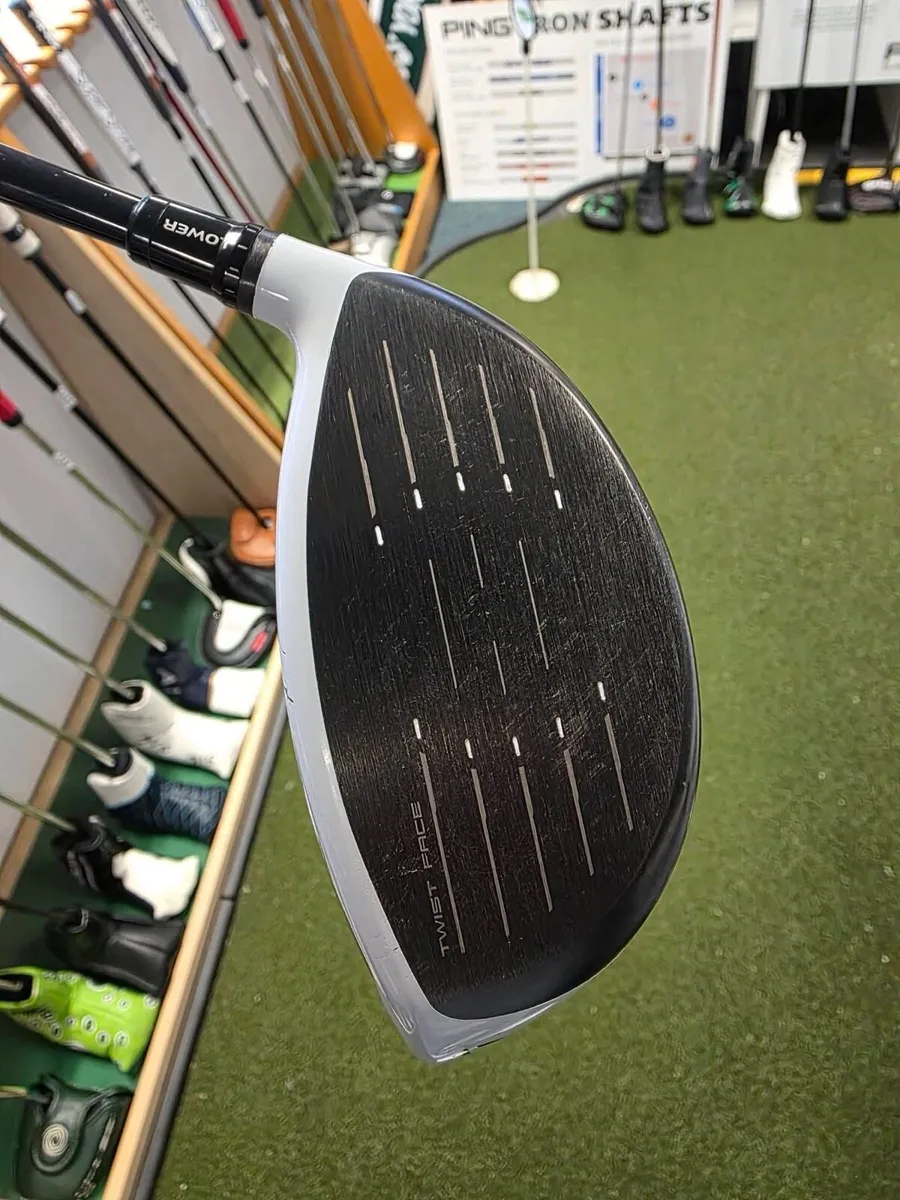 Taylormade Sim2 Max Driver - Image 4