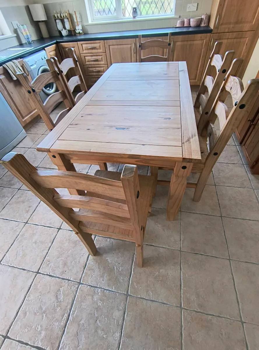 PINE TABLE + 6 CHAIRS - Image 1
