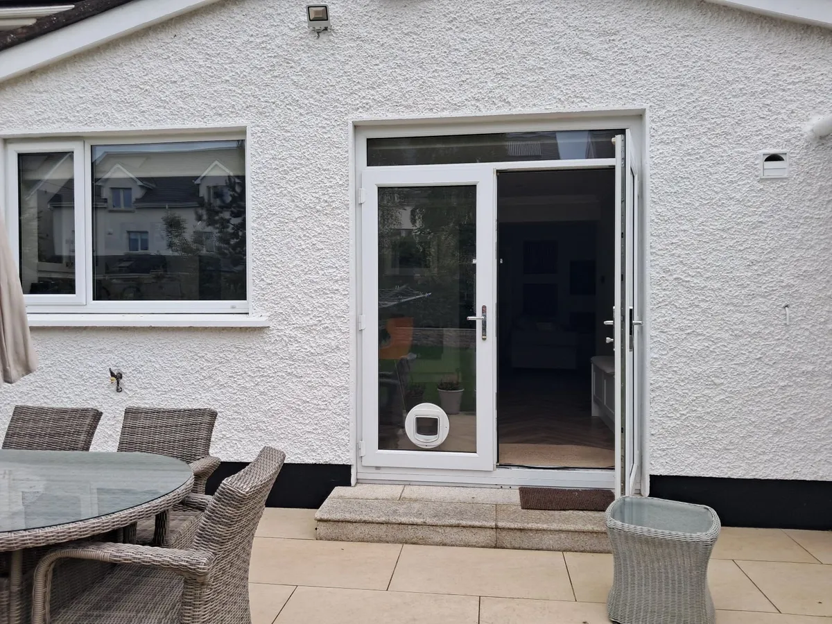 External door and window - Image 4