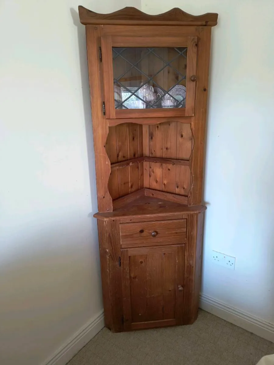 Pine Corner unit - Image 1