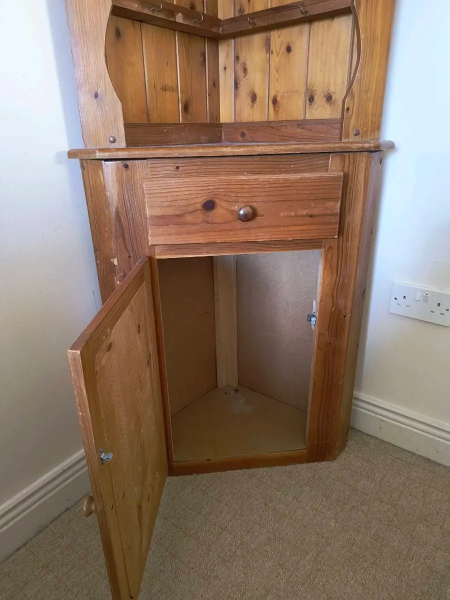 Pine Corner unit - Image 3