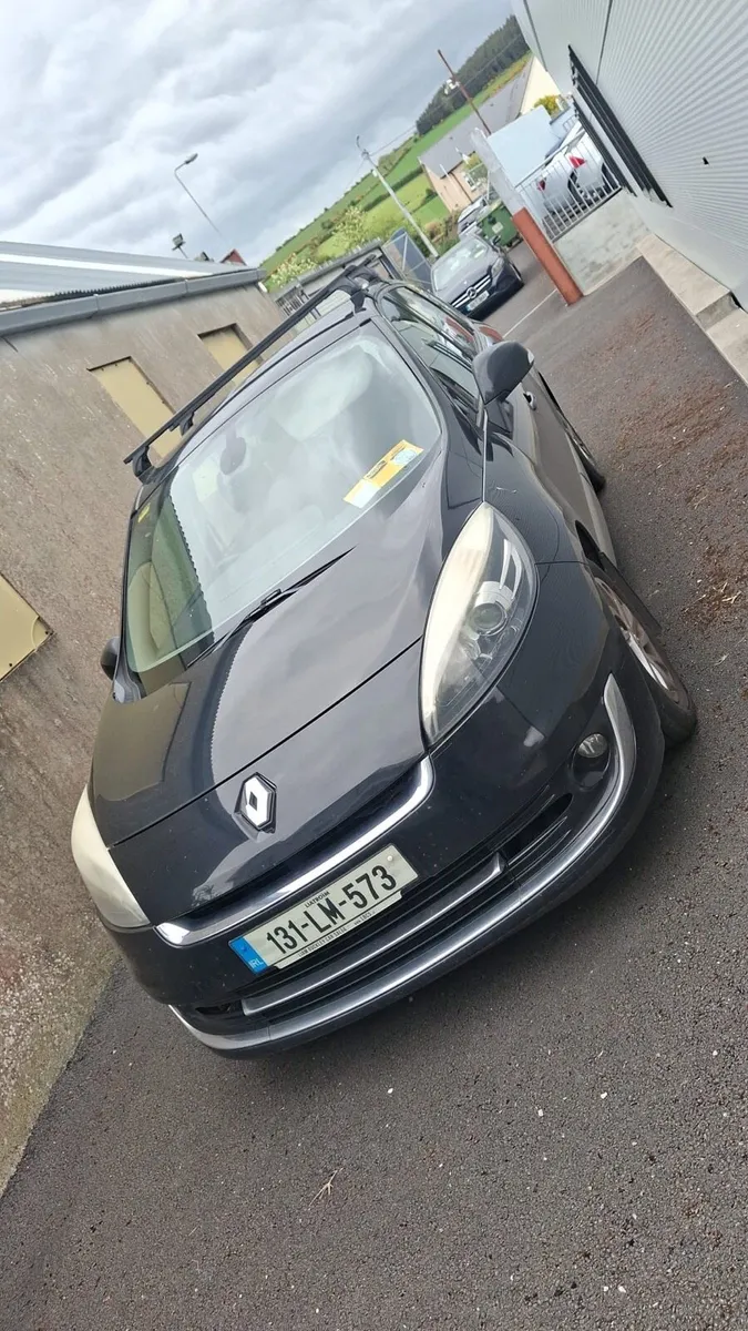 Car - Image 2