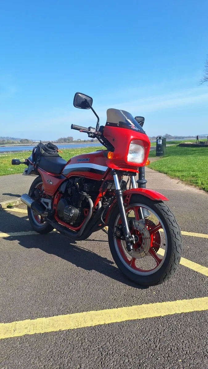 1982 Kawasaki GPz 550 - Image 3
