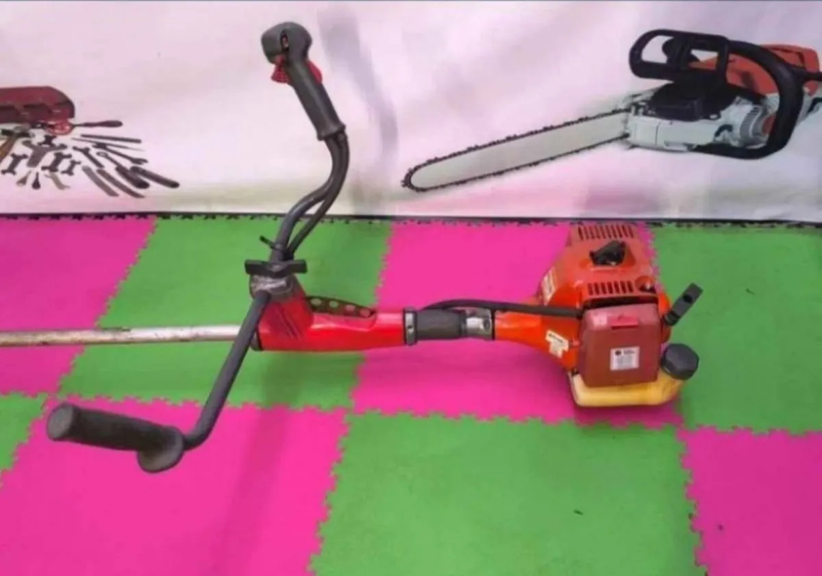 EFCO/OLEO-MAC SPARTA 42 PETROL TRIMMER CUTTER - Image 2