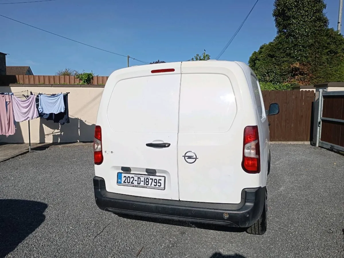 Opel combo 202 seats 3 - Image 2